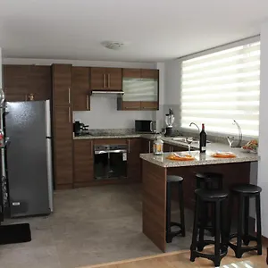 Suit Torre Sofia Apartamento