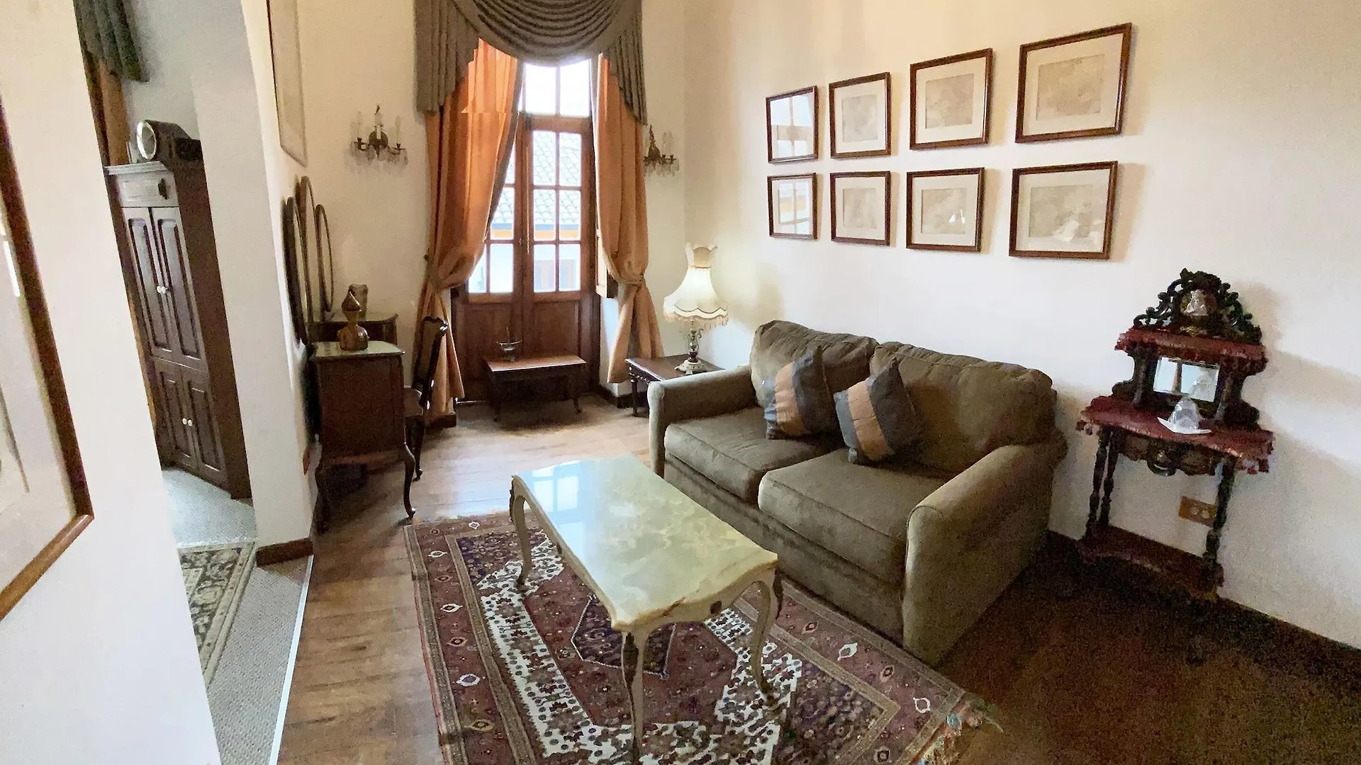 Hotel Boutique Casa San Marcos キト