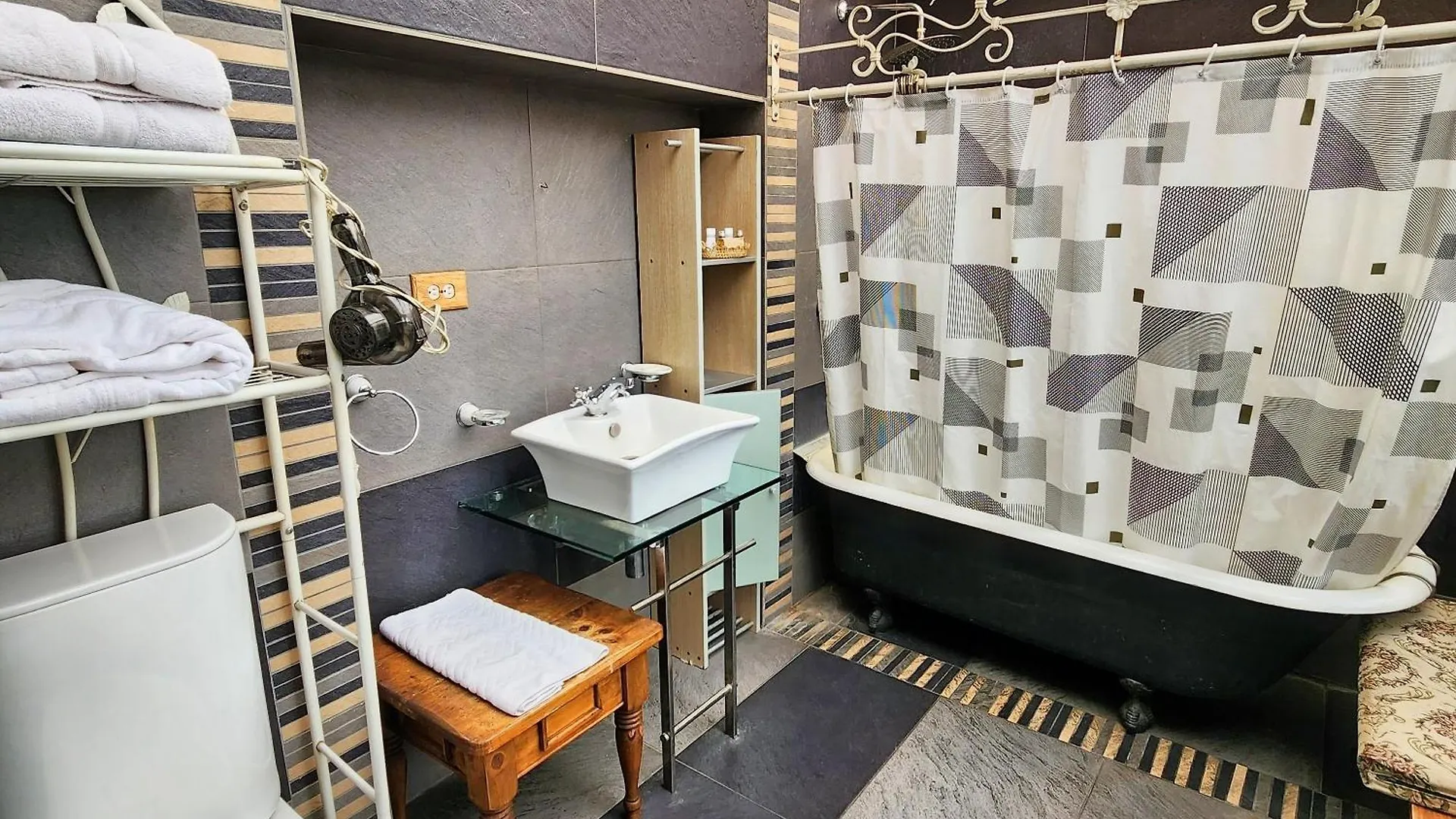 Hotel Boutique Casa San Marcos キト